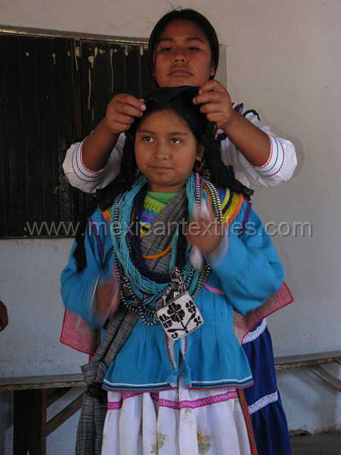 malinche2_03 (1).JPG - Village of Cora Indian with examples of town, mountains, people, costume, textiles, costume and spiritual life